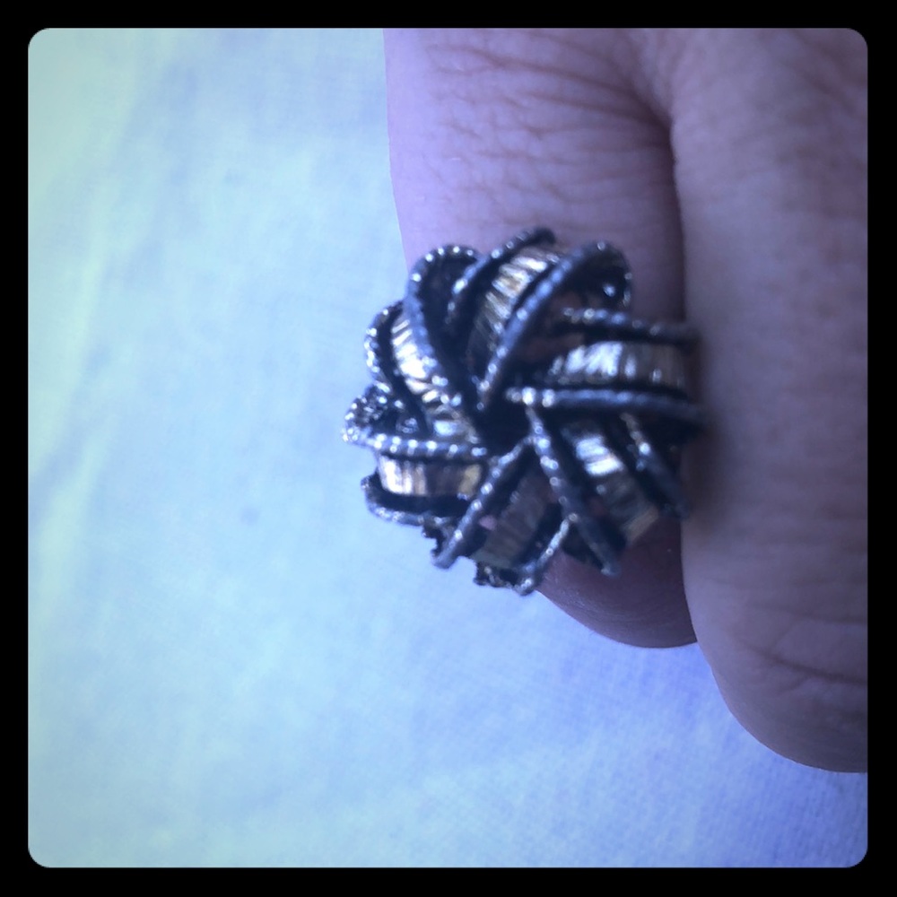 Adjustable Band Vintage Bow ring